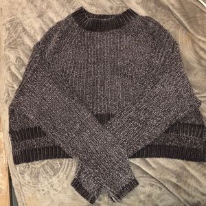 Long-sleeve Crock Top